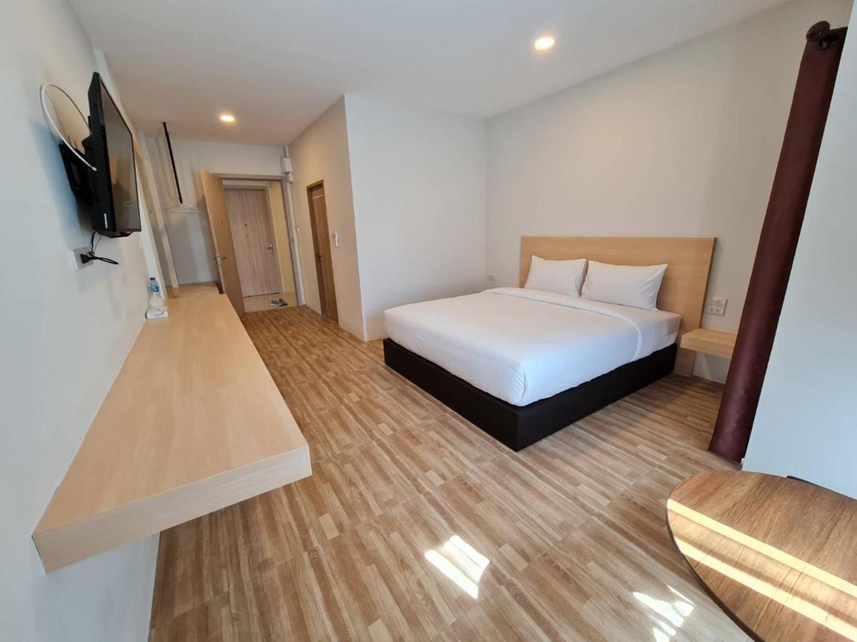 The Charlotte Smart Hotel Lop Buri 외부 사진