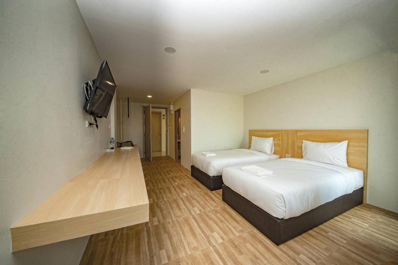 The Charlotte Smart Hotel Lop Buri 외부 사진