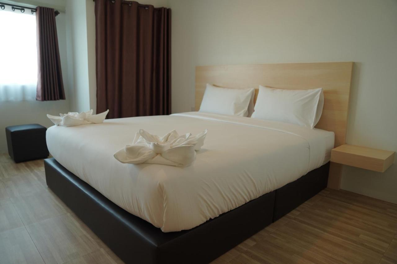 The Charlotte Smart Hotel Lop Buri 외부 사진